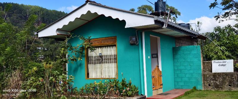 ELLA FREEDOM STAR COTTAGE - image 20
