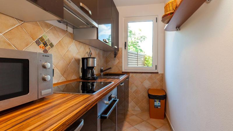 Ferienhaus Nina mit Whirpool by Villas Guide - image 3