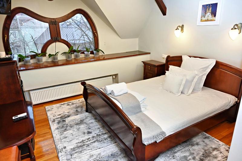 Pensiunea Casa Stoica Oradea - image 17