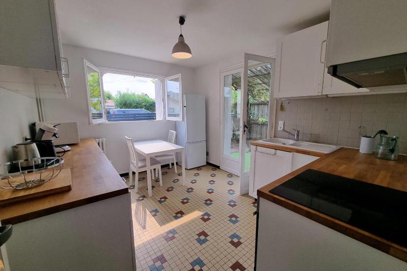 Large family house 300m from the beach - image 10
