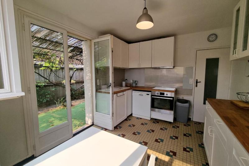 Large family house 300m from the beach - image 12