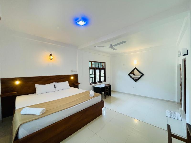 Cozy Garden Villa - image 13