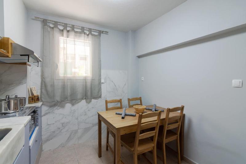 Cozy Corner in Petralona - image 5