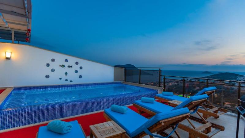 Kızıltaş 3 bedroom seaview apartment with private pool - image 3
