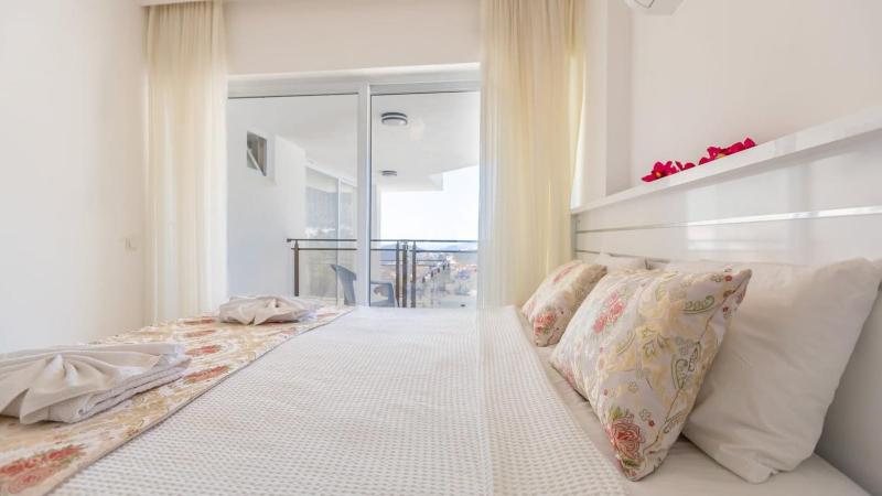 Kızıltaş 3 bedroom seaview apartment with private pool - image 40