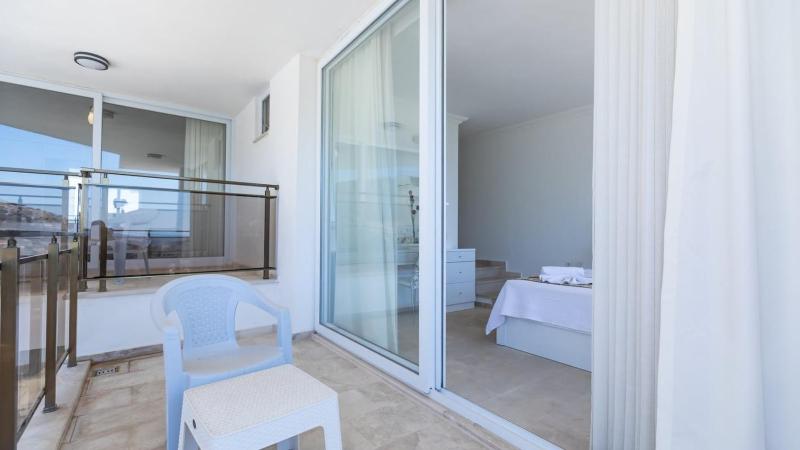 Kızıltaş 3 bedroom seaview apartment with private pool - image 12