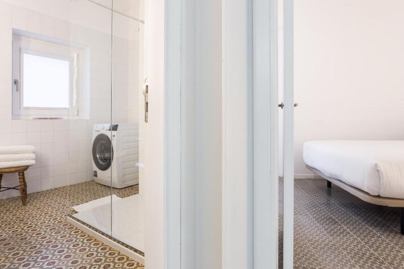 Abades I by Home at Homes - image 5