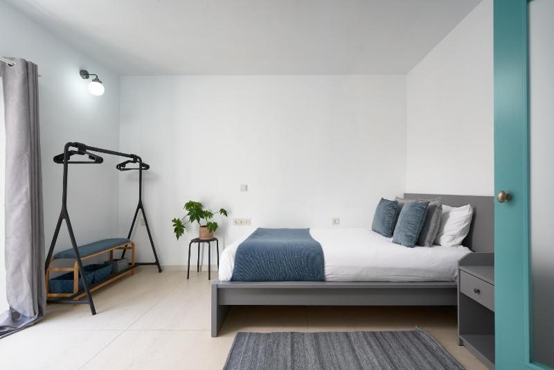 Triana by Home at Homes - image 8
