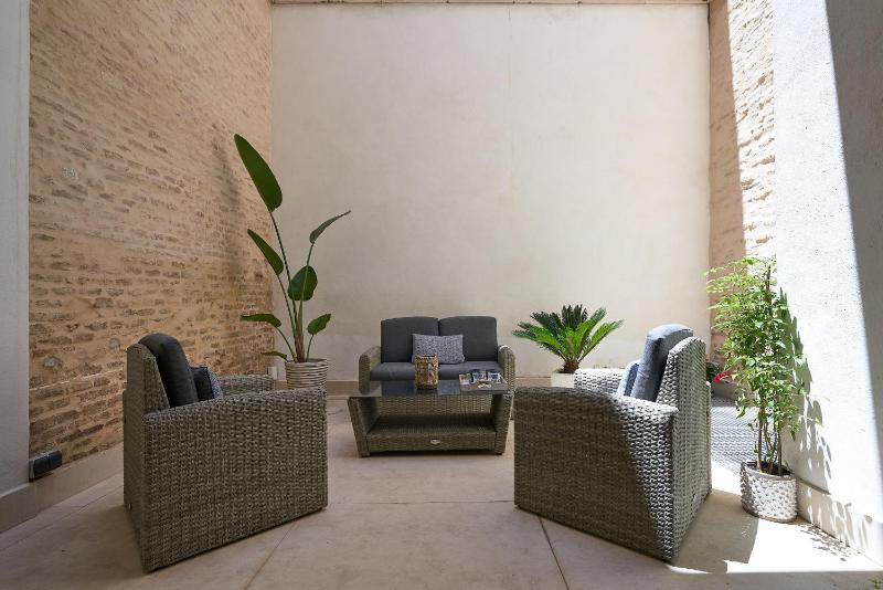 Triana by Home at Homes - image 12
