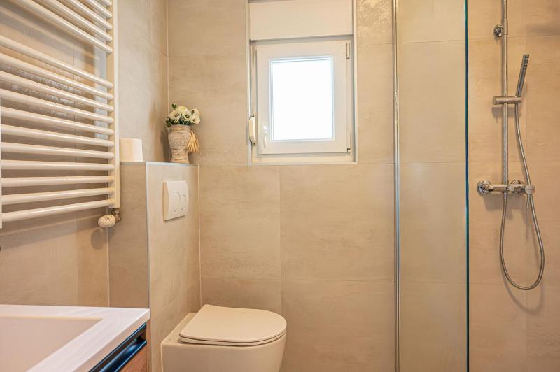 Spacious apartment with private pool - image 38