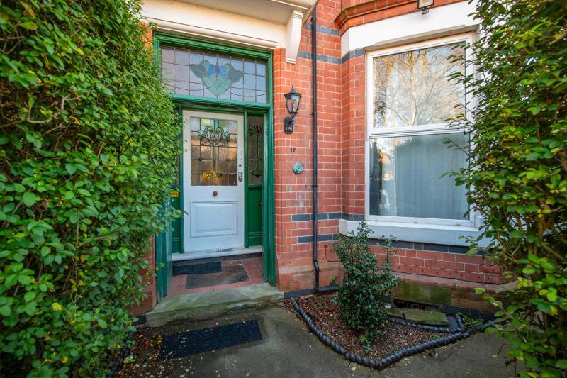 Notthingham Park Avenue Elegant Mapperley Park Residence - image 37