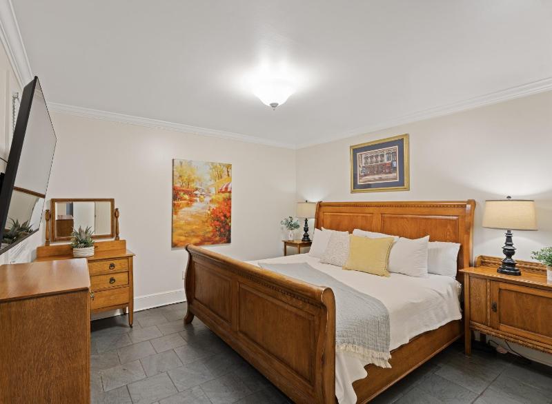 Grenoble House - image 14