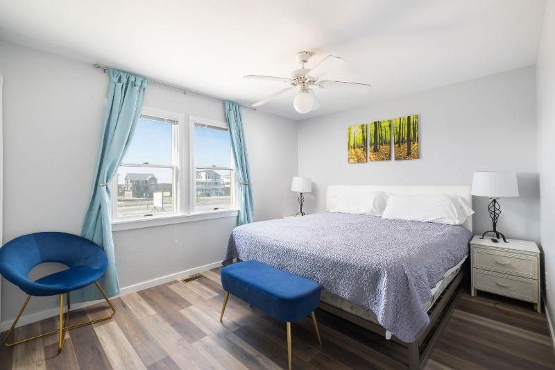 Nags Head Oceanfront Private Beach Access & Pool - image 26