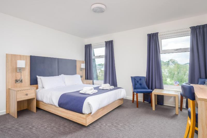 Abbey Lawn Hotel - image 18