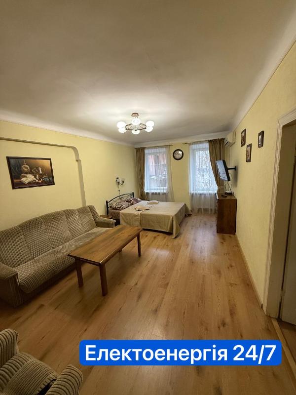 Apartment Krakivska 15 - image 1