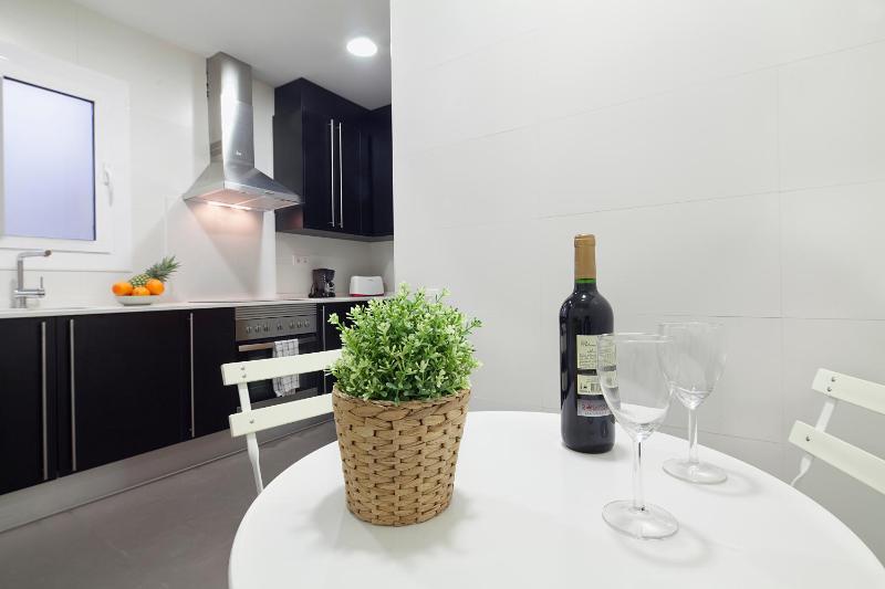 Executive Two-Bedroom Apartment image 4