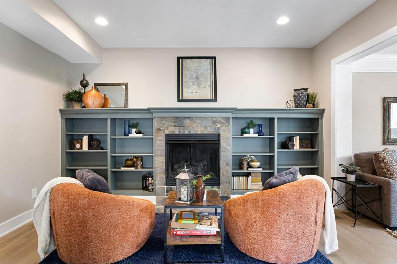 Cute and Quaint on Carrollton-Family Friendly Home - image 1