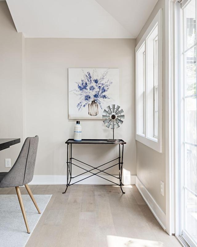 Cute and Quaint on Carrollton-Family Friendly Home - image 11