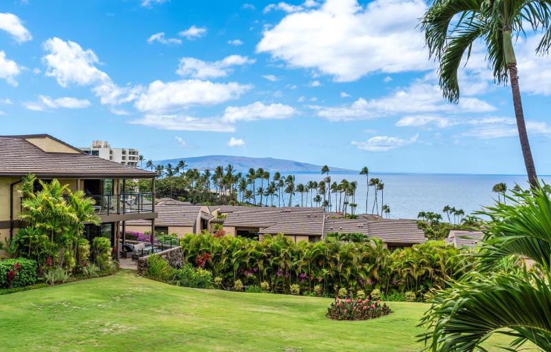 Wailea Elua Village - CoralTree Residence Collection - image 6
