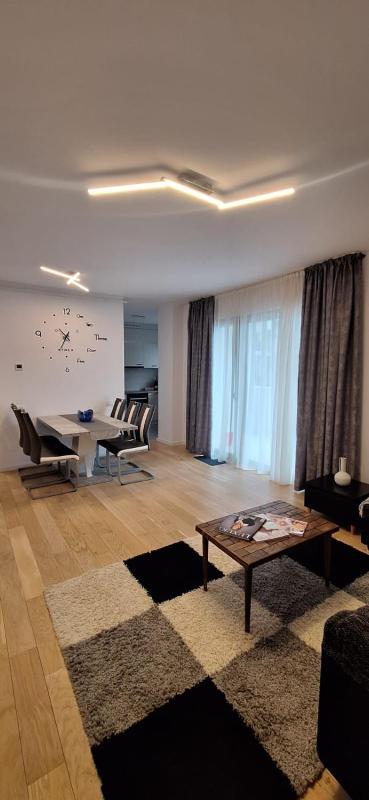 JL Homes - image 2