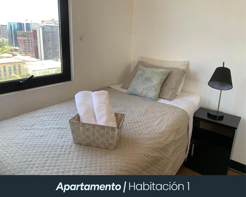 Eon 3 - Penthouse - Zona 10 de la Ciudad de Guatemala - image 4