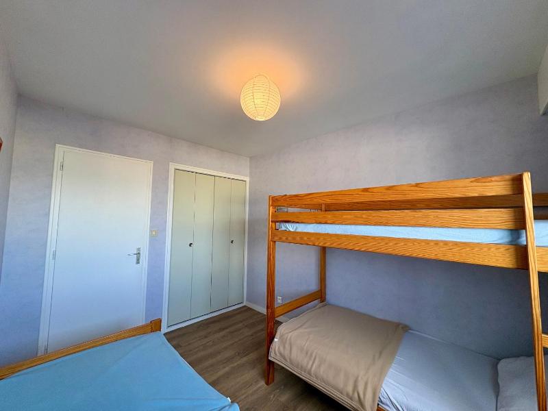 Appartement 2 chambres spacieux avec parking privé pour 6 personnes face à la mer - FR-1-323-333 - image 12