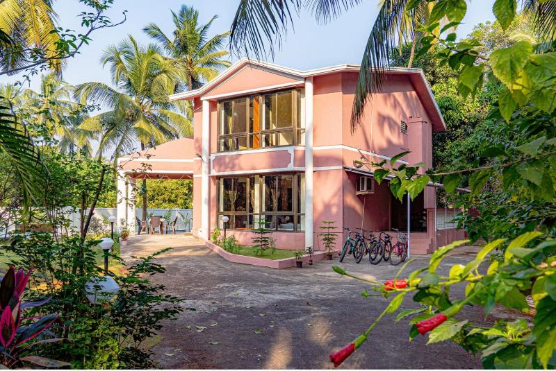 Mari Gold Resort - image 1