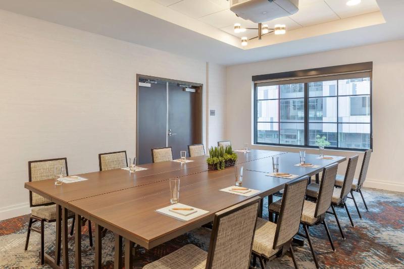 Cambria Hotel Denver Downtown RiNo - image 36