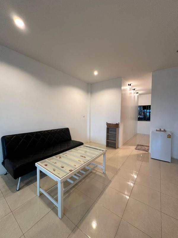 White Corner - image 16