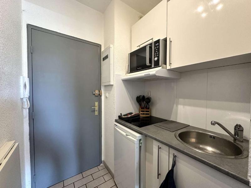 HYEALB - Studio pour 3 personnes sur le port d'Hyères - image 3