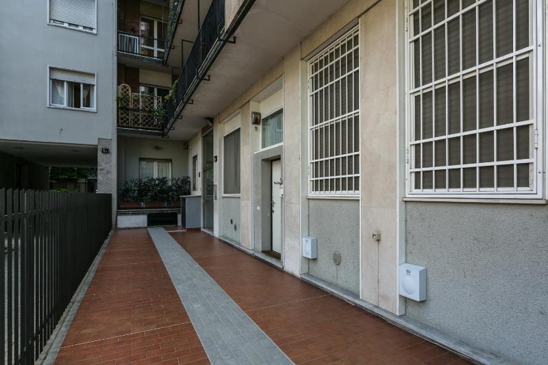 Apartment image 2