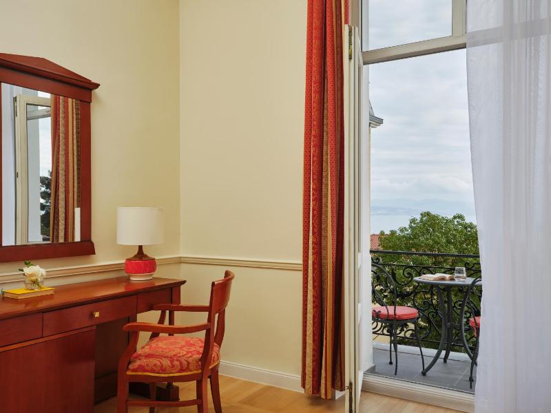Hotel Continental - image 25