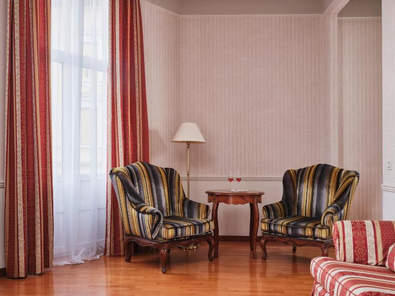 Hotel Continental - image 26