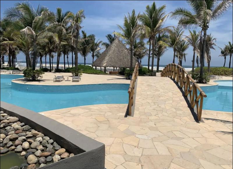 MF-3-Acapulco Mexico Beach front 3bedroom - image 8