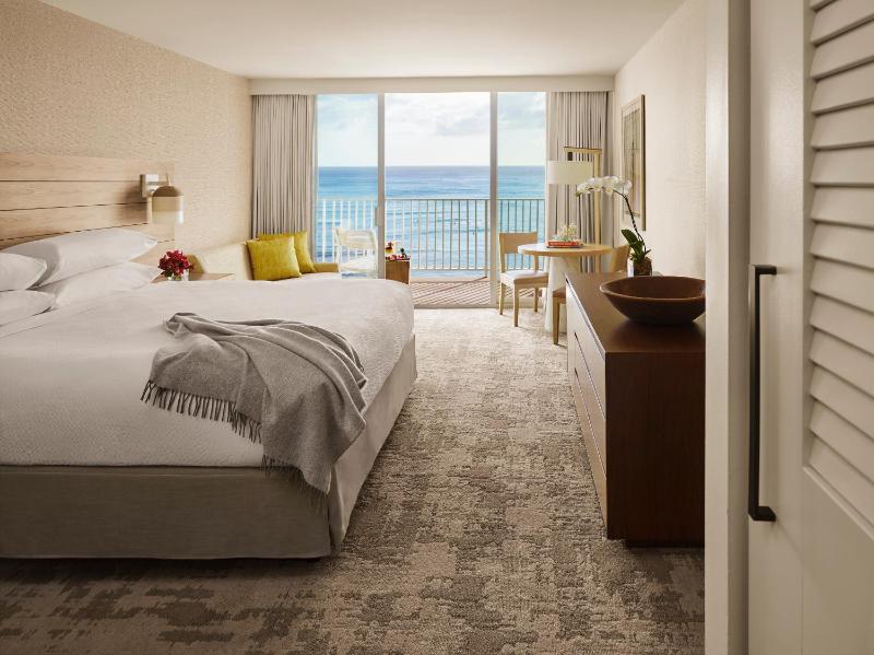 King Room with Premier Ocean Front View image 2