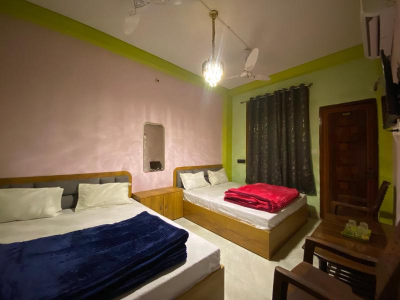 Radha Kunj Guest house - image 8
