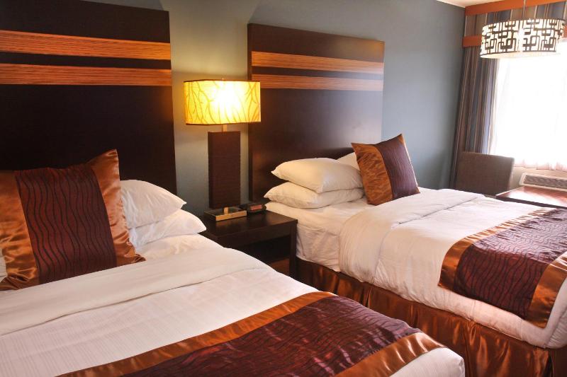 Double Room with Two Double Beds - Non-Smoking image 2