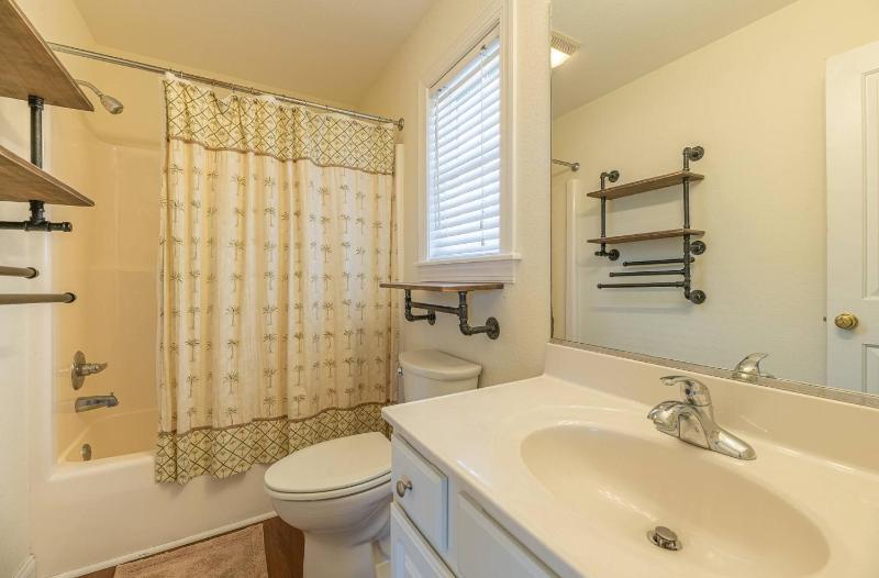Dove Ocean - Old Nags Head Place 350 Yds to Beach Elevator Pool Hot Tub Outdoor Kitchen - image 36