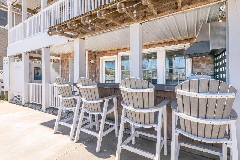 Dove Ocean - Old Nags Head Place 350 Yds to Beach Elevator Pool Hot Tub Outdoor Kitchen - image 35