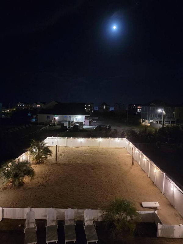 Dove Ocean - Old Nags Head Place 350 Yds to Beach Elevator Pool Hot Tub Outdoor Kitchen - image 16