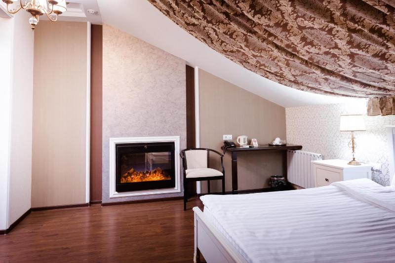 Standard Double Room image 3