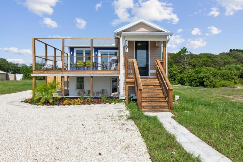 Blueberry Dunes Beach Cottage - Pet Friendly - Pool home - image 2