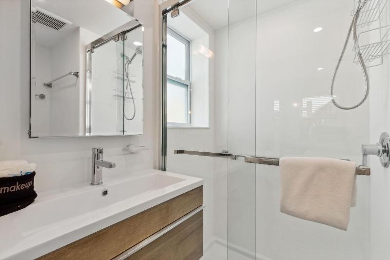 Blueberry Dunes Beach Cottage - Pet Friendly - Pool home - image 12