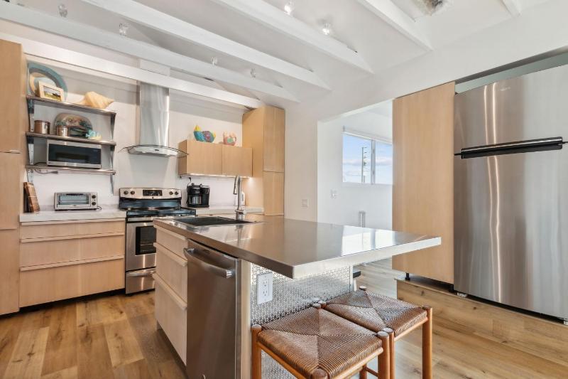 Blueberry Dunes Beach Cottage - Pet Friendly - Pool home - image 6