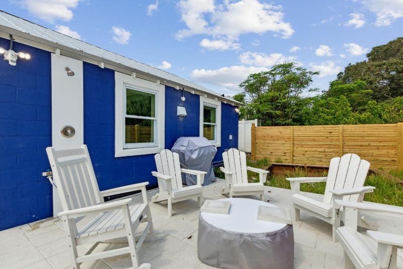 Blueberry Dunes Beach Cottage - Pet Friendly - Pool home - image 11