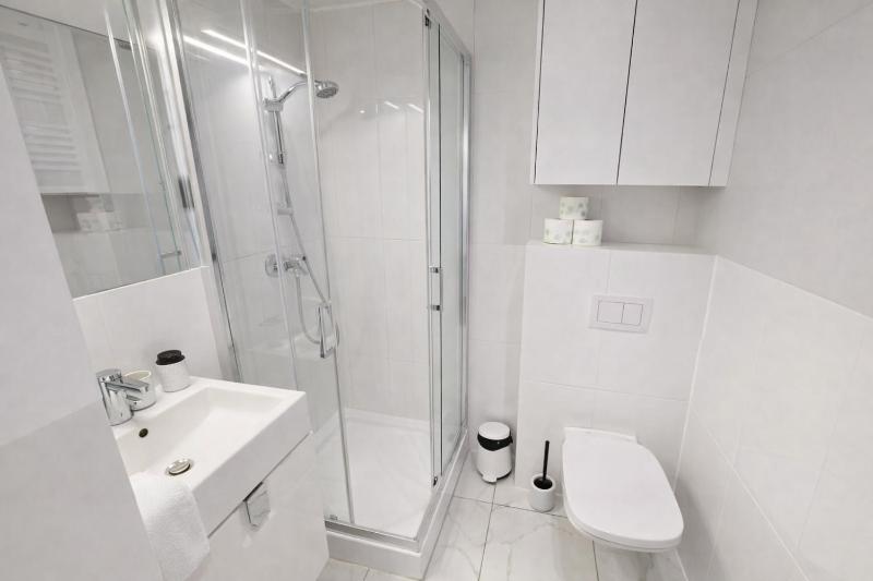 Nice Studio by the River with Parking and Air Conditioning AC SPAGYM River - image 12