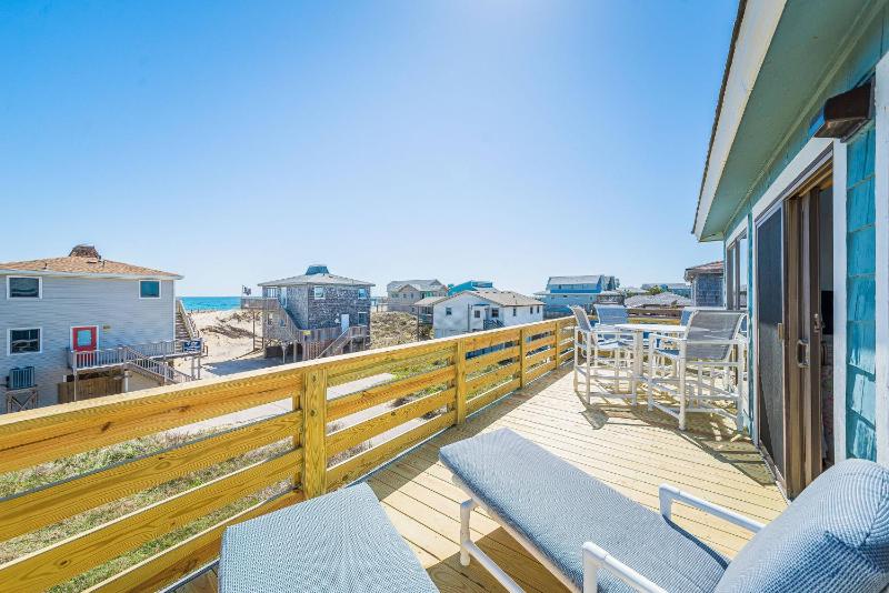 Sea II Views - S Nags Head MP 18.5 Expansive Ocean Views 100 Ft to Beach Flex Stays - image 3