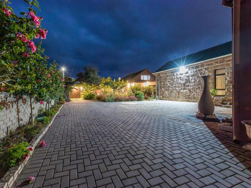 Lilla-Bett Self Catering Mossel Bay - image 9
