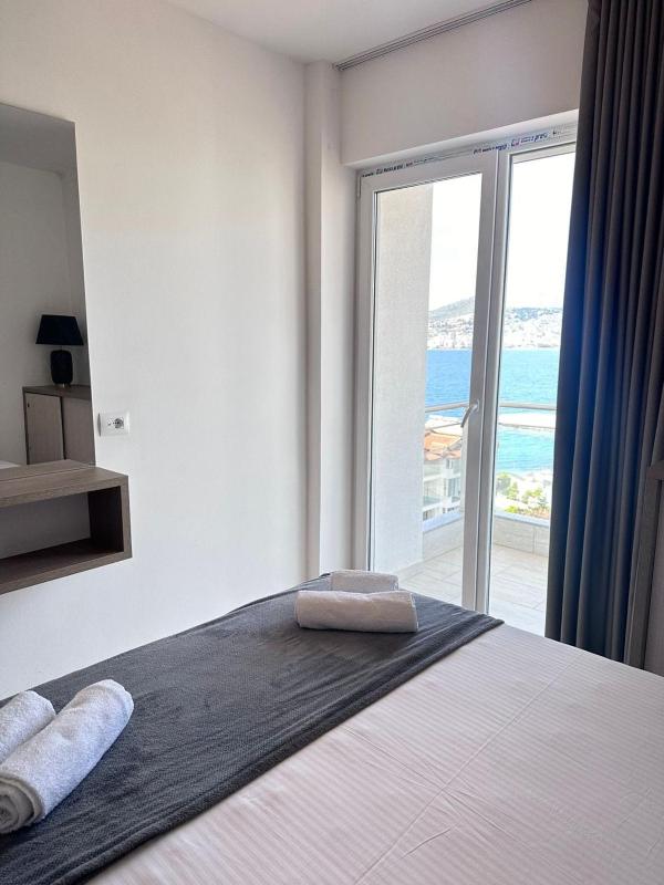 Sunny Sea View Apartment Sarande - image 2