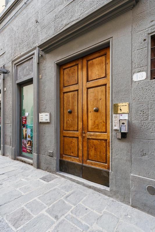 Loft Duomo Cathedral with Lift - image 8